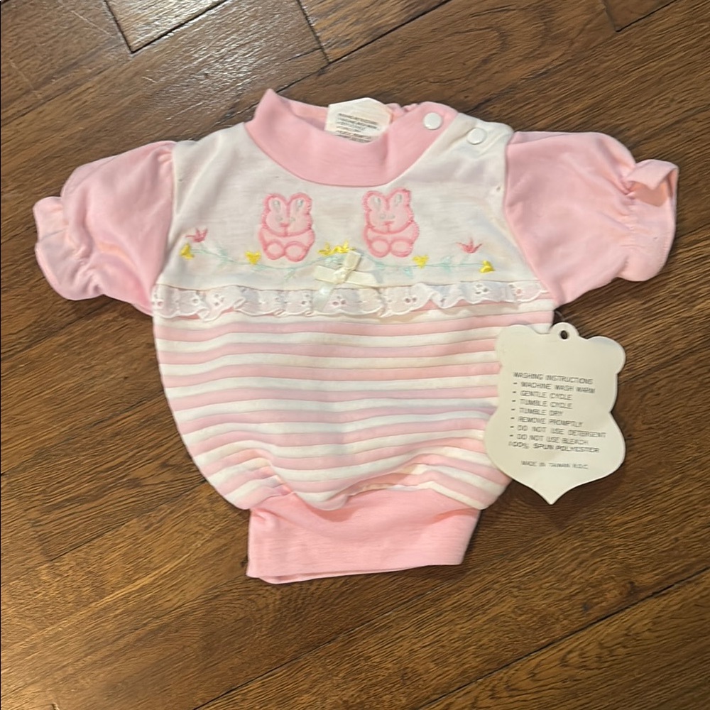 NWT Adorable Pink Baby Shirt with Bunny Design, 6-9 Months